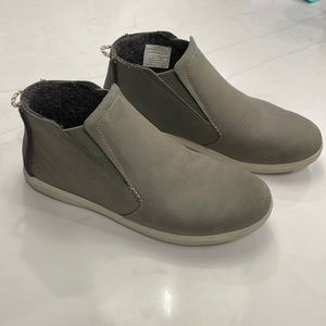 Olukai Hawaii loa Manu Hope bootie
